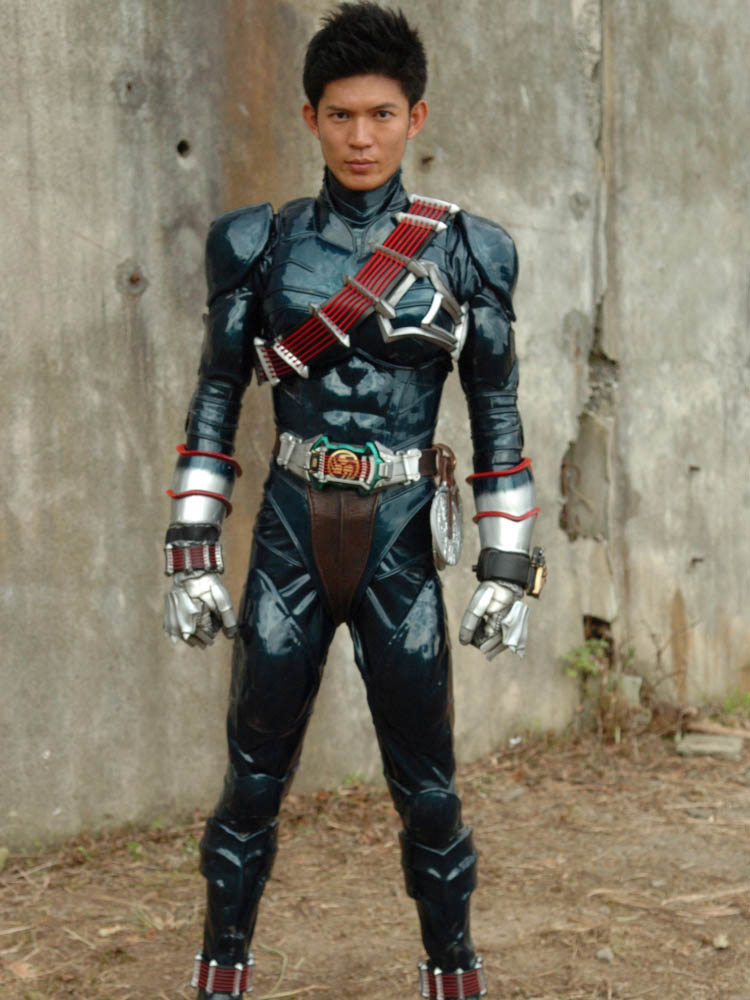 トドロキ | 仮面ライダー図鑑 | 東映