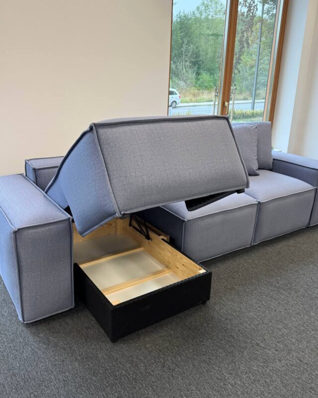 photo_2025-10-17_16-44-13